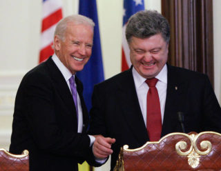 Joe Biden with Ukrainian President Petro Poroshenko