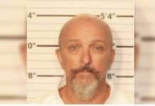 Hillbilly Trumpster Midget ‘Security Guard’ Murders unarmed Black Man over ‘Wrong Music’ (Krogers)